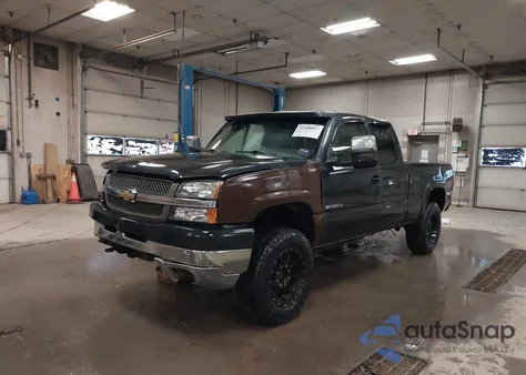 2003 Chevrolet Silverado 2500Hd Ls z USA, uszkodzony, nr VIN 1GCHK29G33E158624